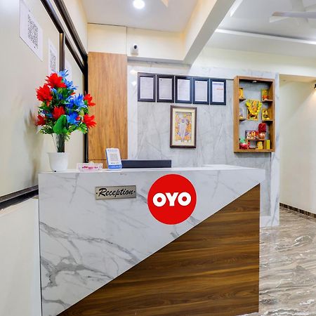 Hotel O Kb Villa Ahmedabad Bagian luar foto