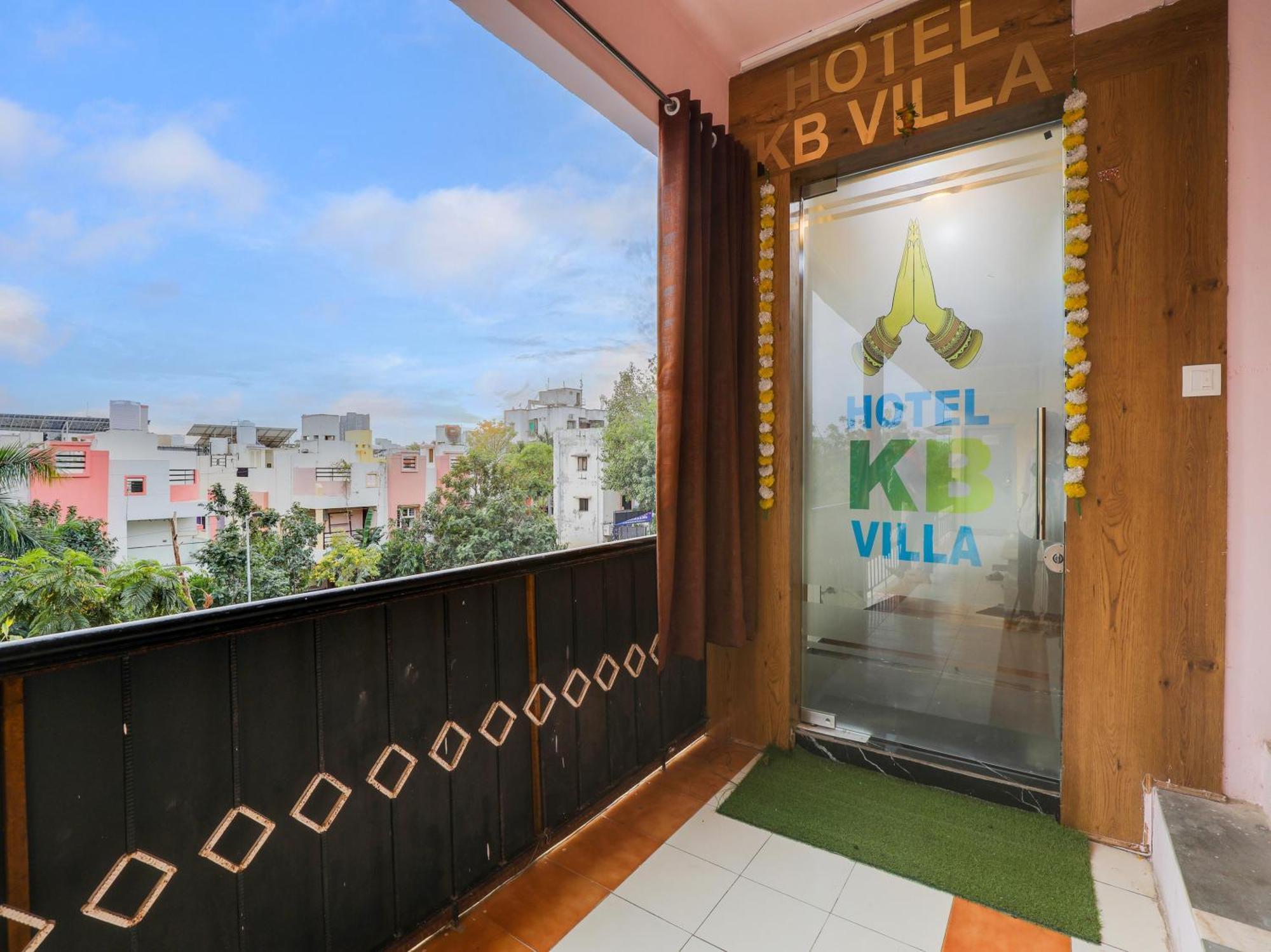 Hotel O Kb Villa Ahmedabad Bagian luar foto